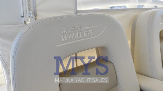 Boston Whaler 380 Outrage de segunda mano en venta