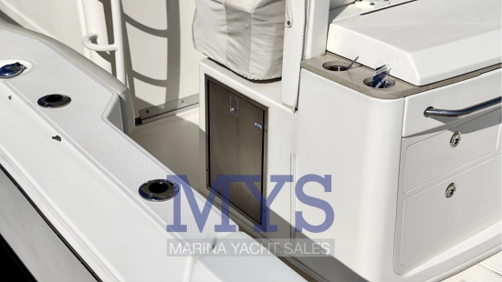 Boston Whaler 380 Outrage de segunda mano en venta