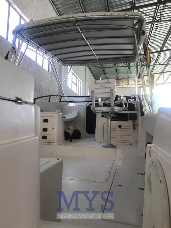 Mako Marine 295 usata in vendita