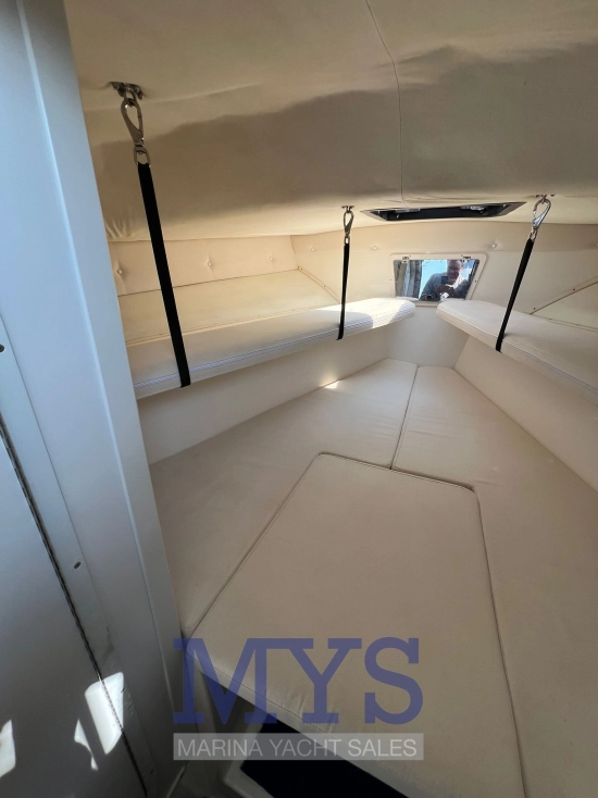 Mako Marine 295 usata in vendita