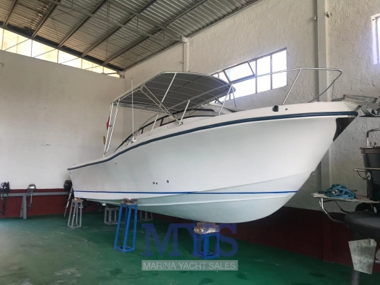 Mako Marine 295 usata in vendita