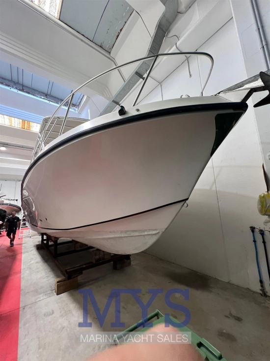 Mako Marine 295 usata in vendita