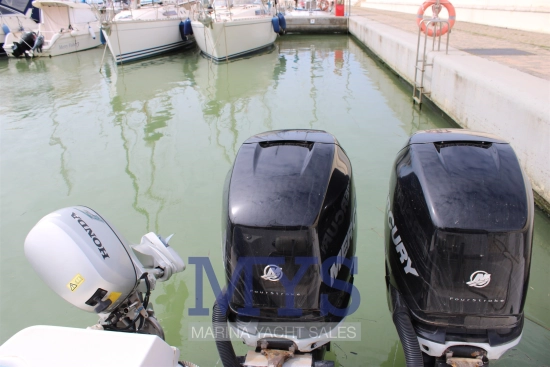 Wellcraft 290 Coastal FB usata in vendita