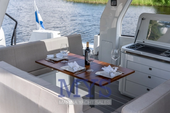 QUARKEN 35 SPORT TOURER nuevo en venta