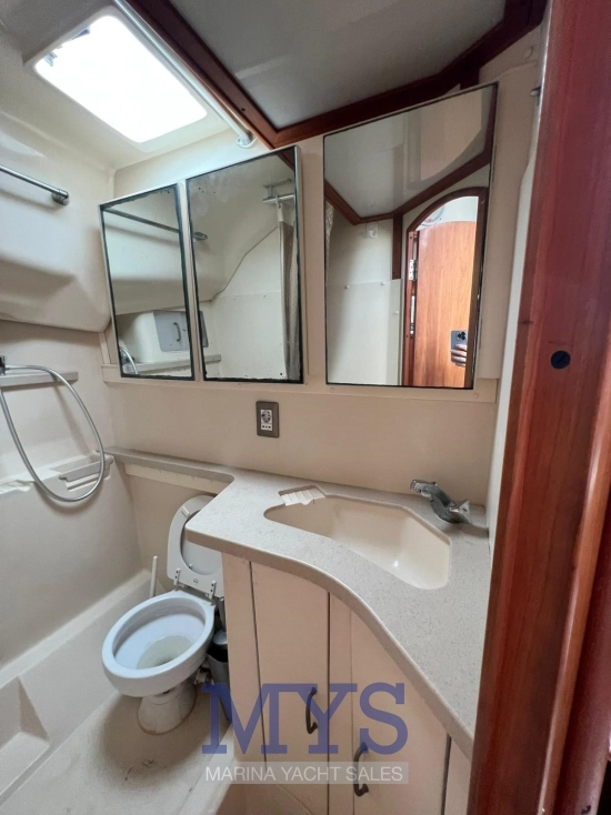 Luhrs 40 OPEN usado à venda