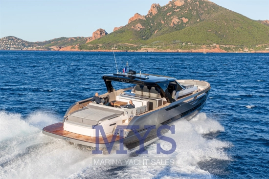 Cayman Yachts 540WA de segunda mano en venta
