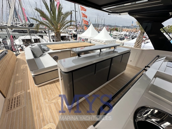 Cayman Yachts 540WA de segunda mano en venta