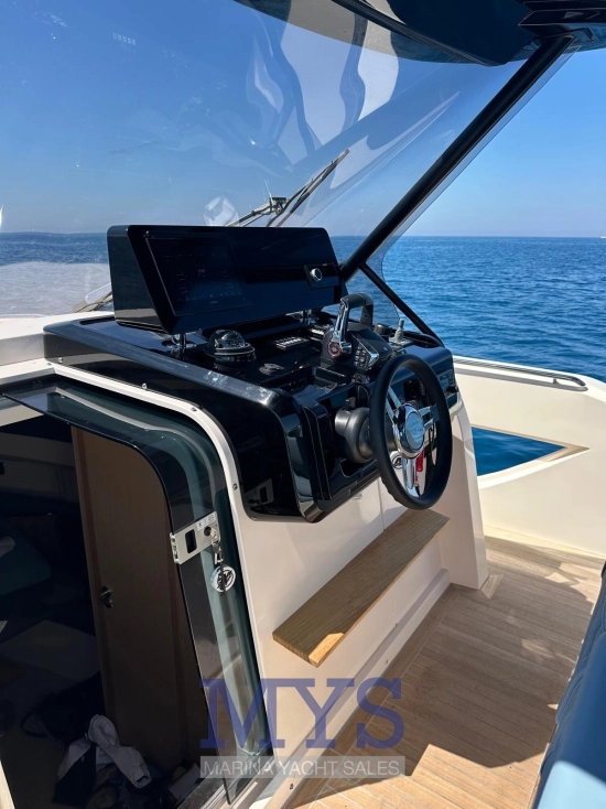 Cayman Yachts 380 WA usado à venda