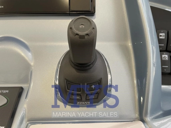 Sessa Marine Key Largo 34 IB usata in vendita