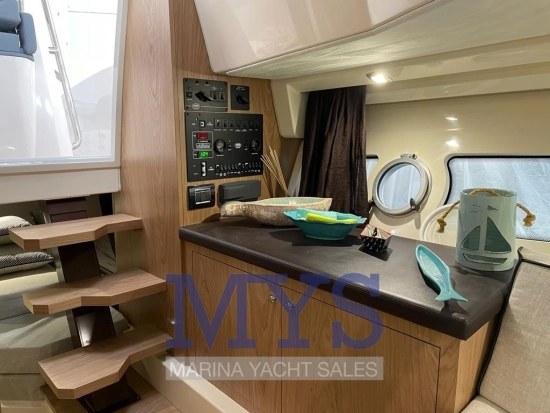 Sessa Marine Key Largo 34 IB usata in vendita