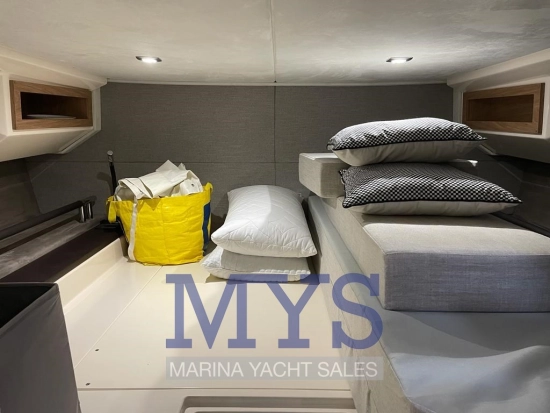 Sessa Marine Key Largo 34 IB usata in vendita
