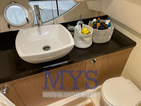 Sessa Marine Key Largo 34 IB usata in vendita