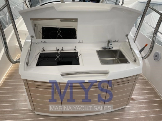 Sessa Marine Key Largo 34 IB usata in vendita