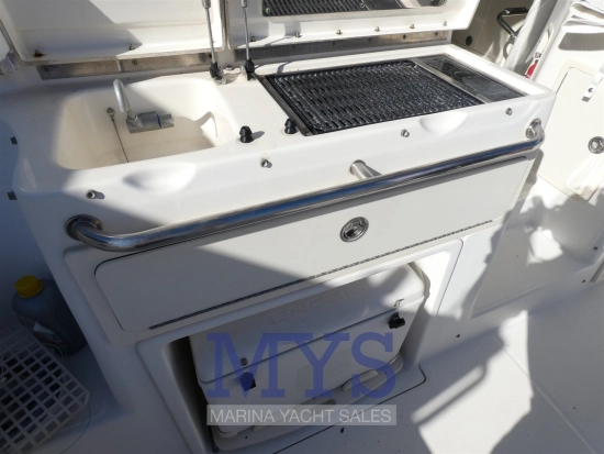 Boston Whaler 345 CONQUEST usata in vendita
