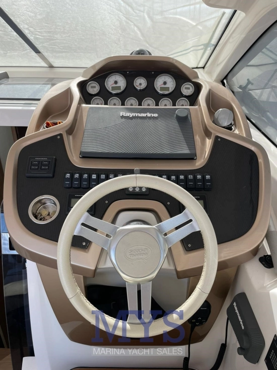 Sessa Marine C35 usata in vendita