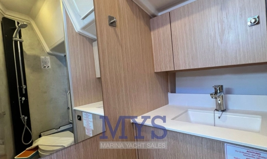 Bavaria Yachts C42 usado à venda