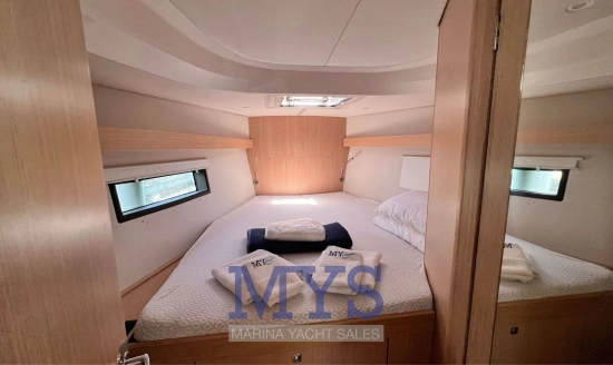 Bavaria Yachts C42 usado à venda