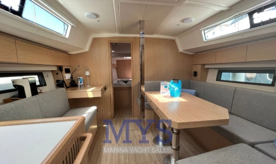 Bavaria Yachts C42 usado à venda