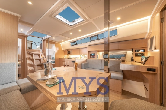 Bavaria Yachts C42 usado à venda