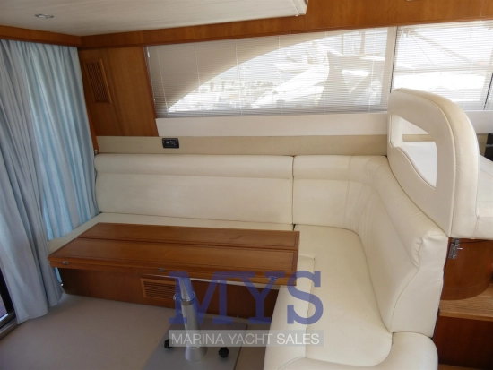 Cayman Yachts 42 FLY usata in vendita