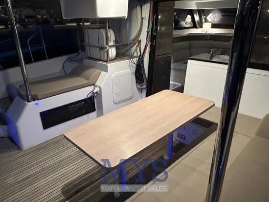 Aventura 34 usata in vendita