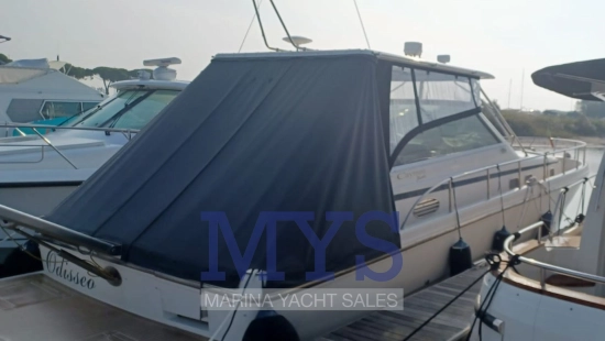 Cayman Yachts 38 WA usado à venda