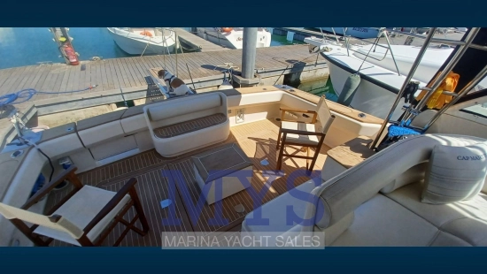 Cayman Yachts 38 WA usado à venda