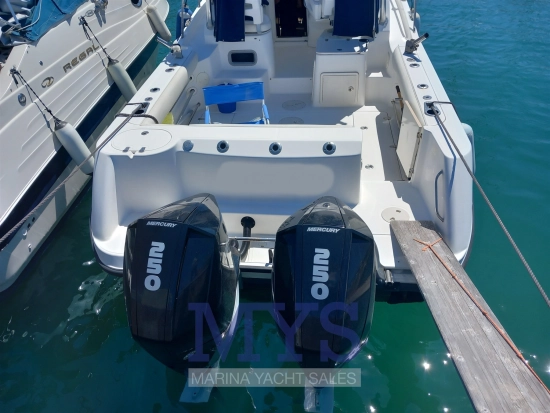 Boston Whaler 285 CONQUEST usado à venda