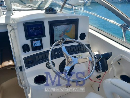 Boston Whaler 285 CONQUEST usado à venda