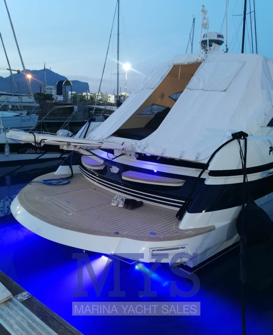 Pershing 43 usata in vendita