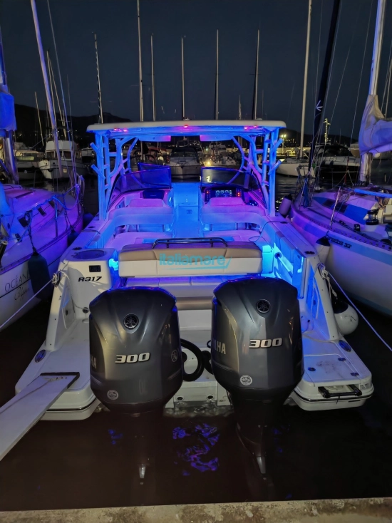 Robalo R 317 usado à venda
