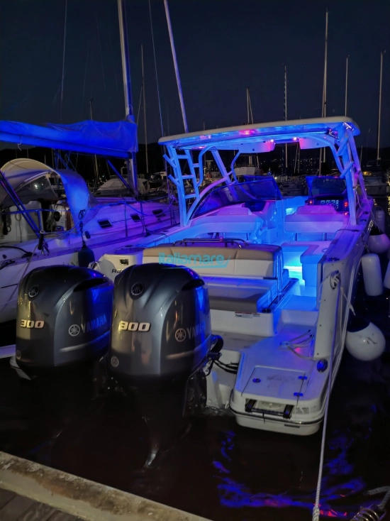 Robalo R 317 usado à venda