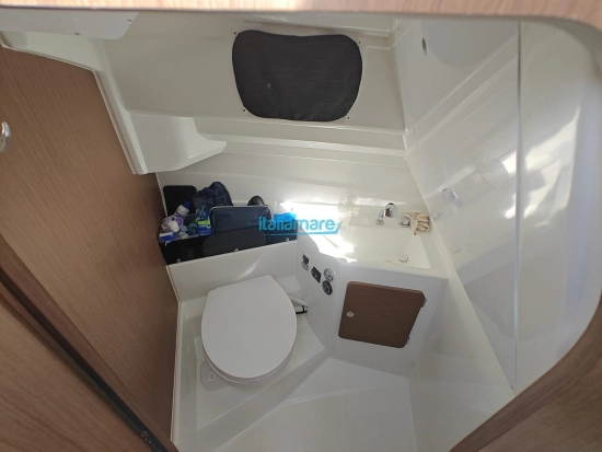 Beneteau Antares 8 de segunda mano en venta