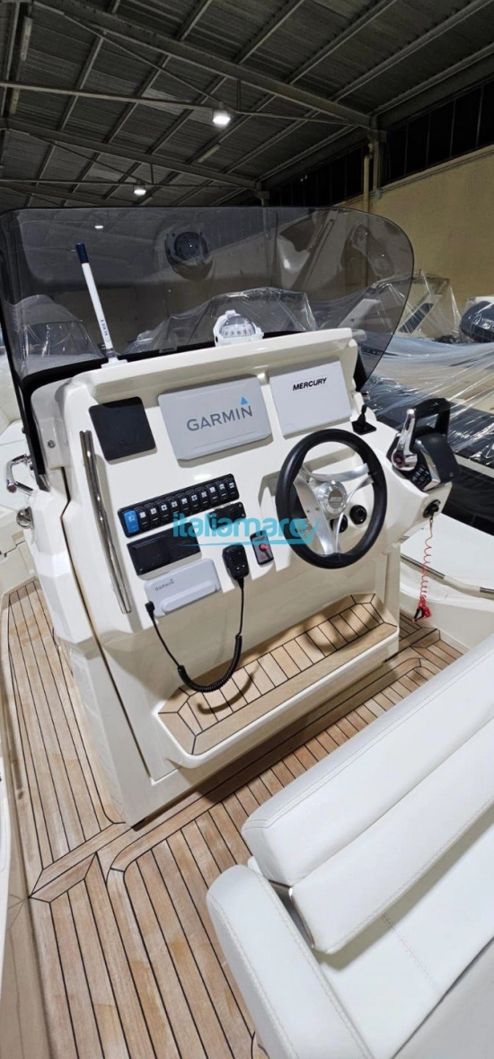 Jokerboat CLUBMAN 30 usado à venda