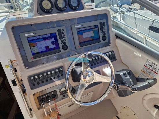 Robalo R 305 usado à venda