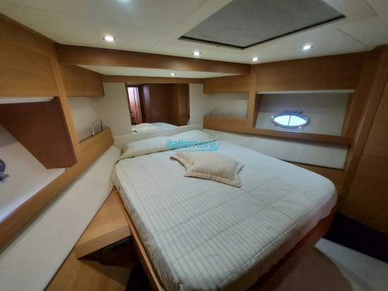 Pershing 64 usata in vendita