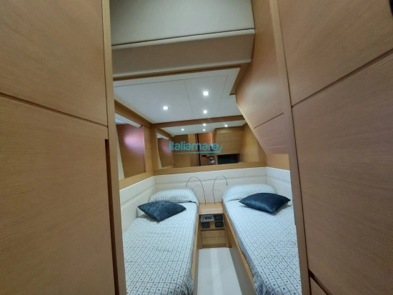 Pershing 64 usata in vendita