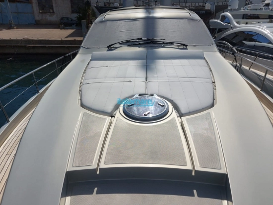 Pershing 64 usata in vendita