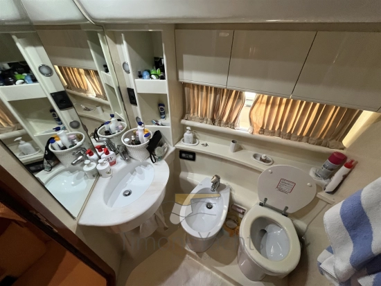 Ferretti 530 usata in vendita