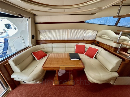 Ferretti 46 usado à venda