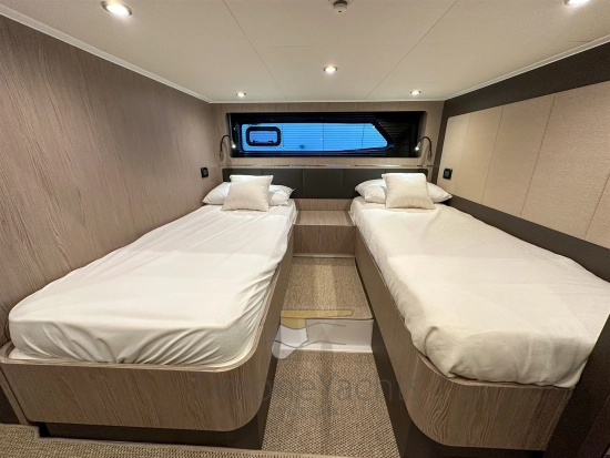 Azimut Atlantis 45 usata in vendita