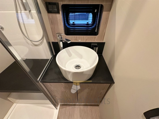 Azimut Atlantis 45 usata in vendita