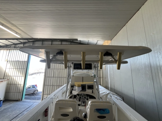 Boston Whaler OUTRAGE 320 de segunda mano en venta