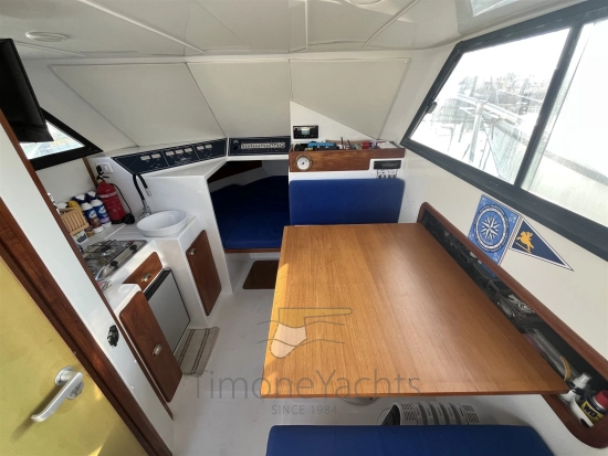 Sette Mari F 27 America Fly usata in vendita