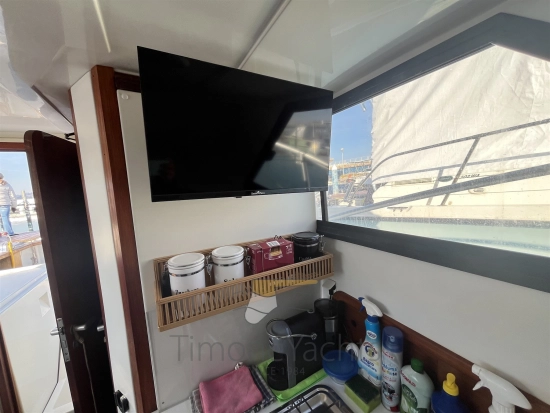 Sette Mari F 27 America Fly usata in vendita