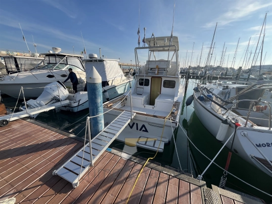 Sette Mari F 27 America Fly usata in vendita