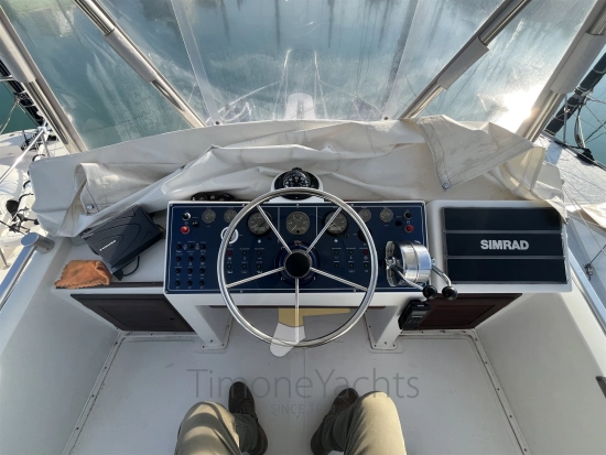Sette Mari F 27 America Fly usata in vendita