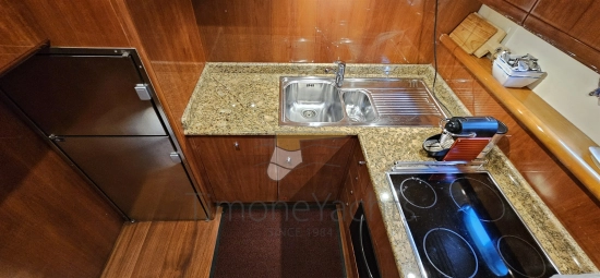 Ferretti 620 de segunda mano en venta