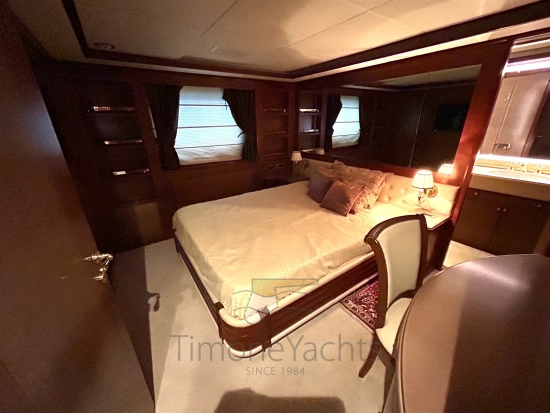 Benetti Delfino 93 usado à venda