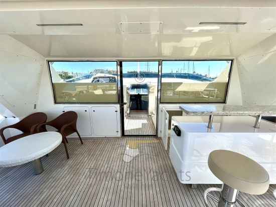Benetti Delfino 93 usado à venda